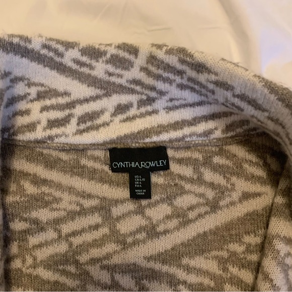 Cynthia Rowley Sweater Coat - Picture 9 of 10